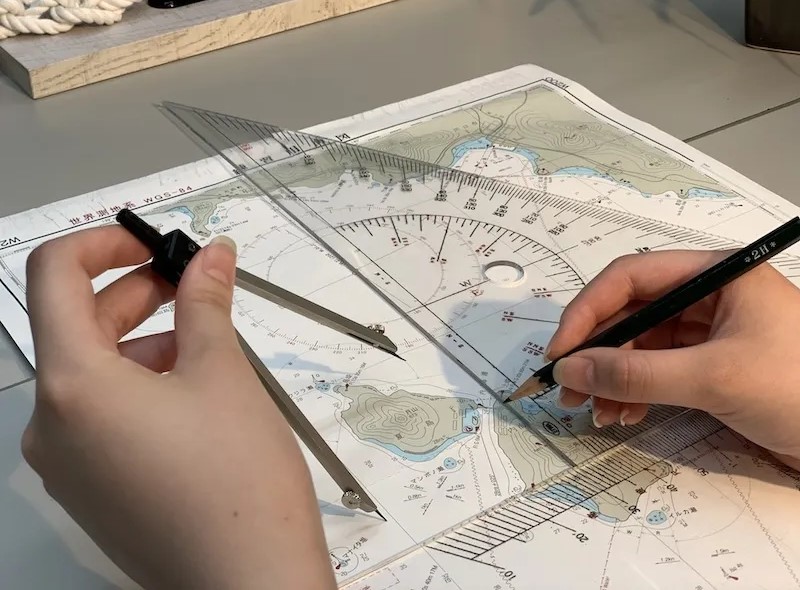 分度器とコンパス